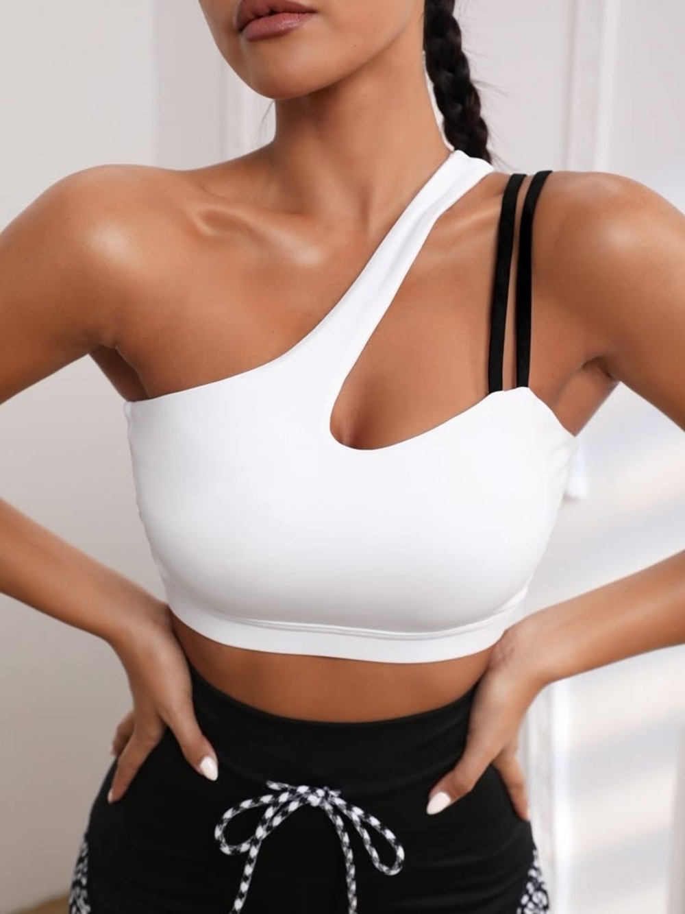 White One-Shoulder Strappy Sports Bra